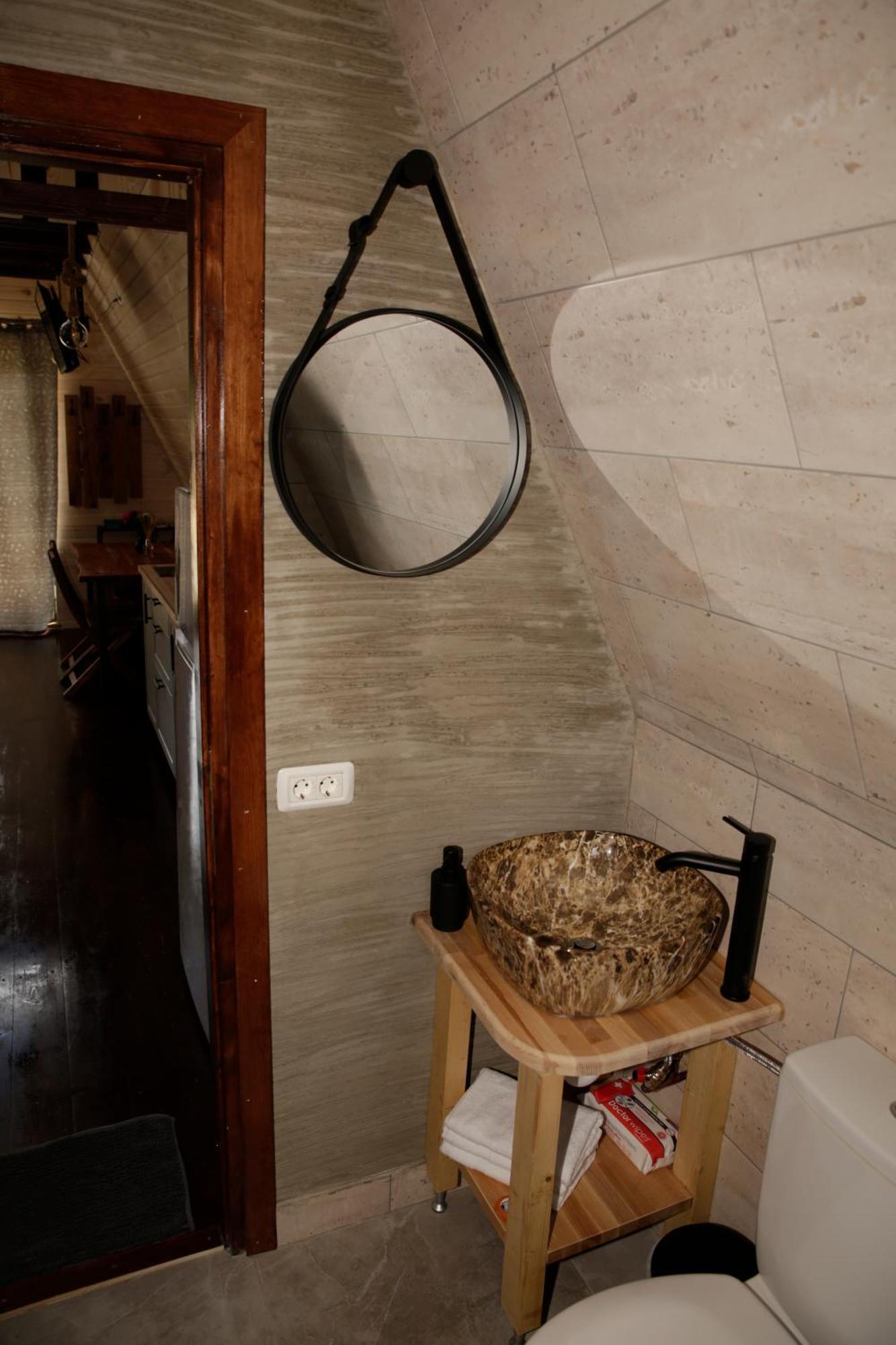 Paltinel Chalet *